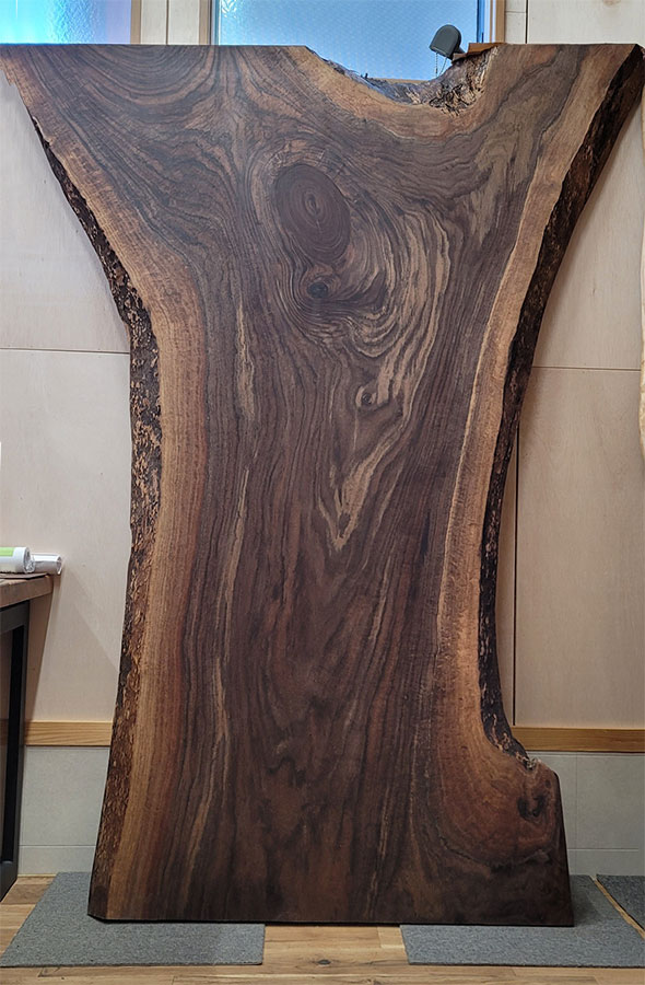 バストゥーンウォルナット